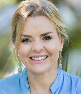 Dr Joanna Skelton